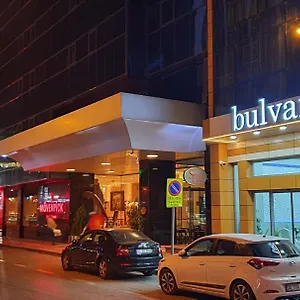 Bulvar Esmirna