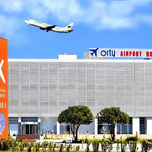 Orty Airport Esmirna